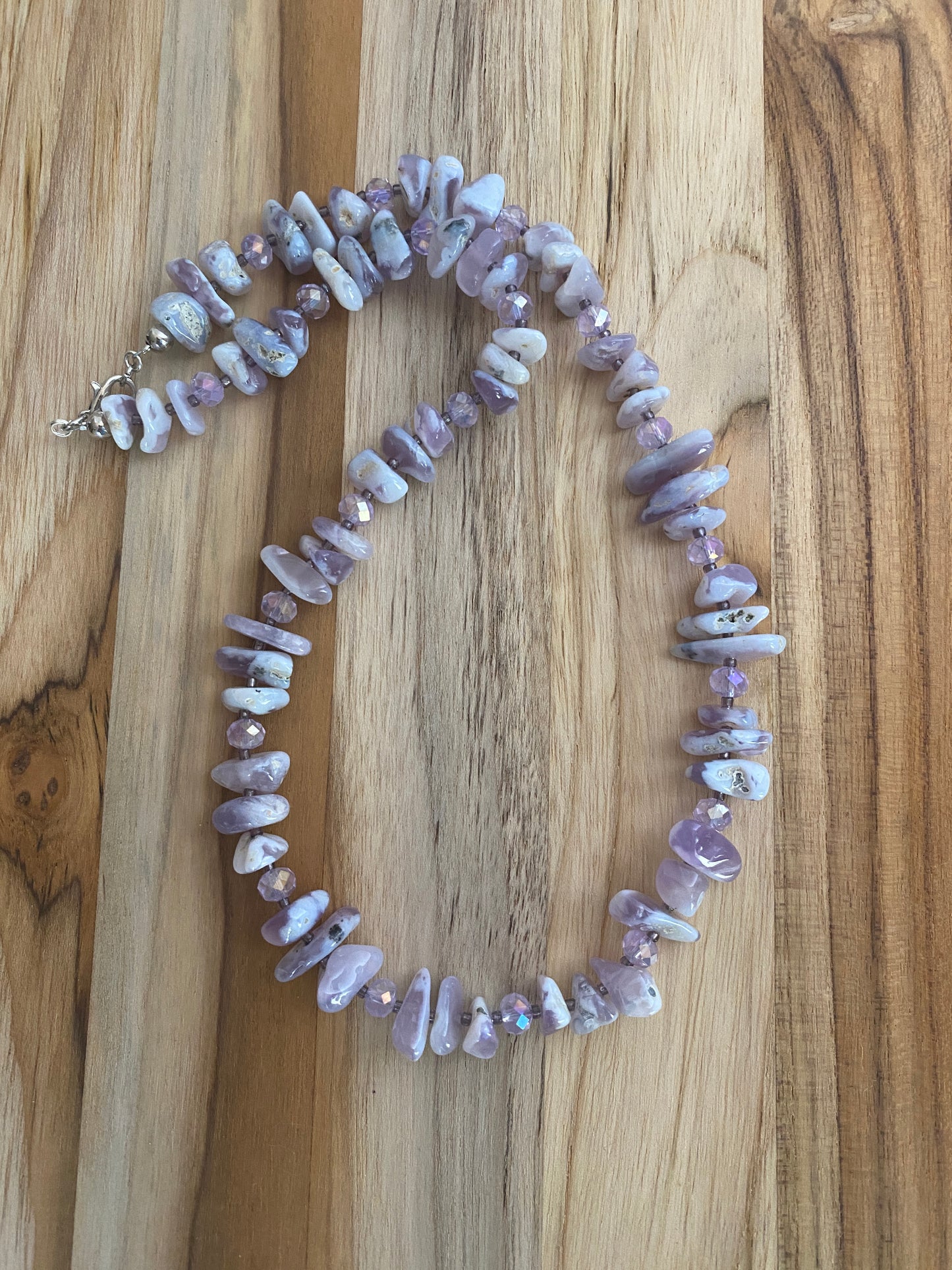 18" Long Beaded Lavender Chalcedony Chip Bead Necklace with Crystal Beads