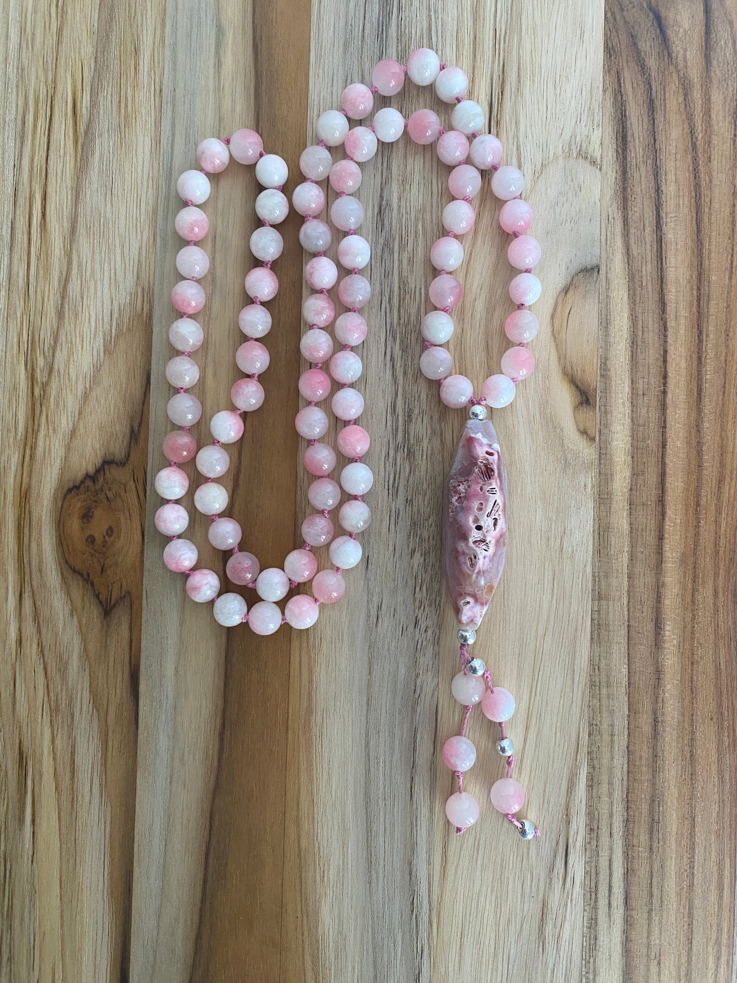 30" Pink Dragon Vein Agate Pendant Necklace with Malaysia Jade