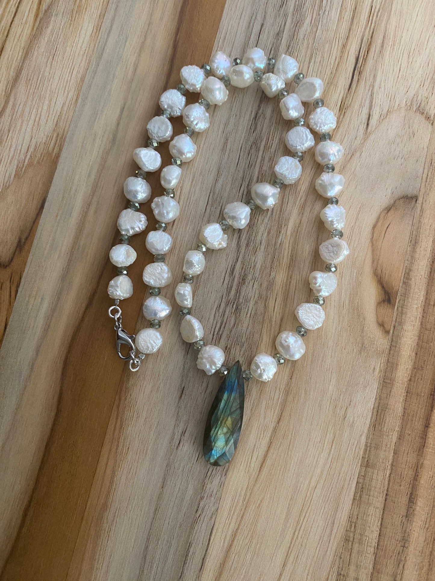 White Freshwater Pearl Beaded Necklace with Labradorite Pendant Bead and Crystals