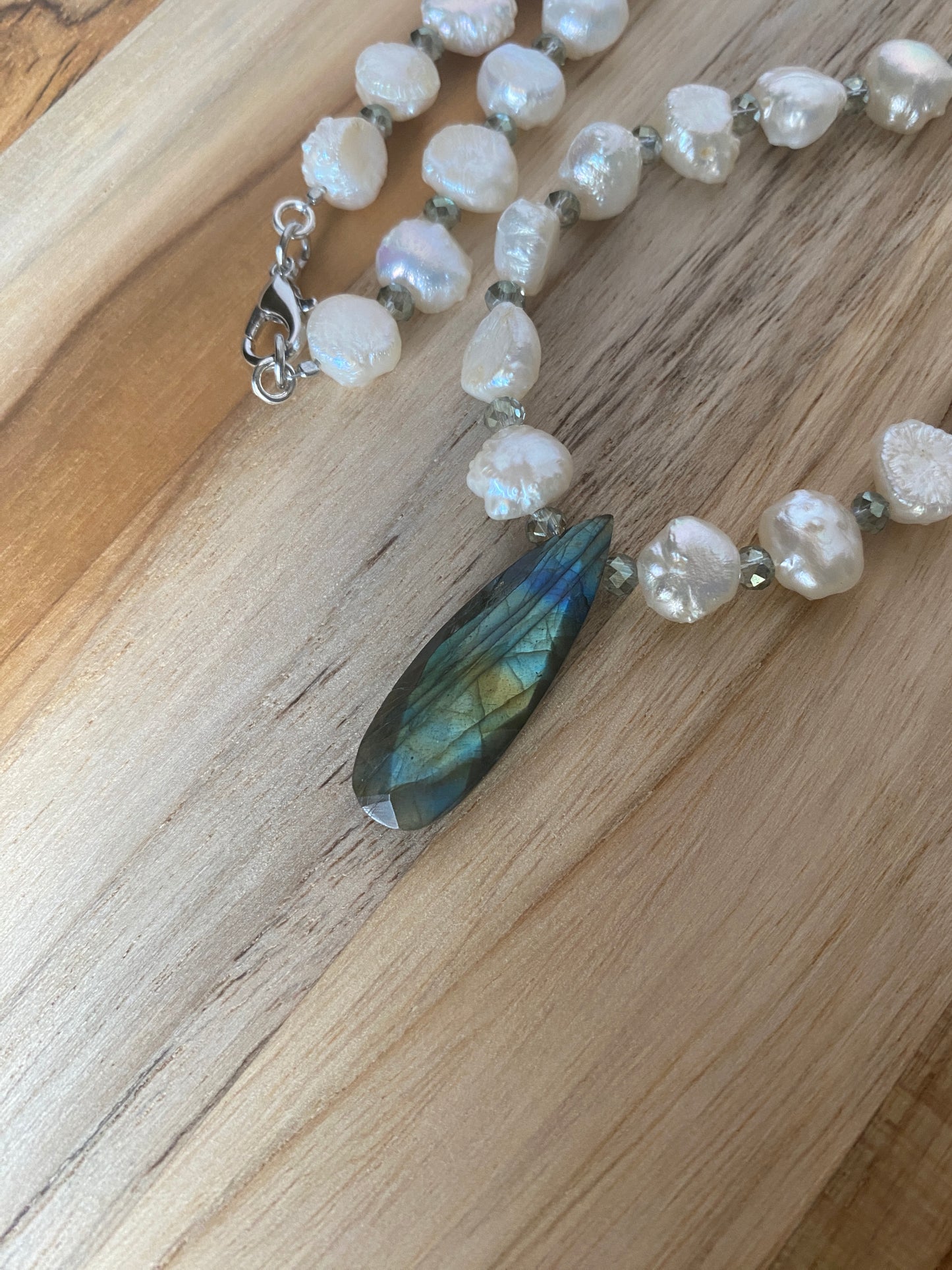 White Freshwater Pearl Beaded Necklace with Labradorite Pendant Bead and Crystals