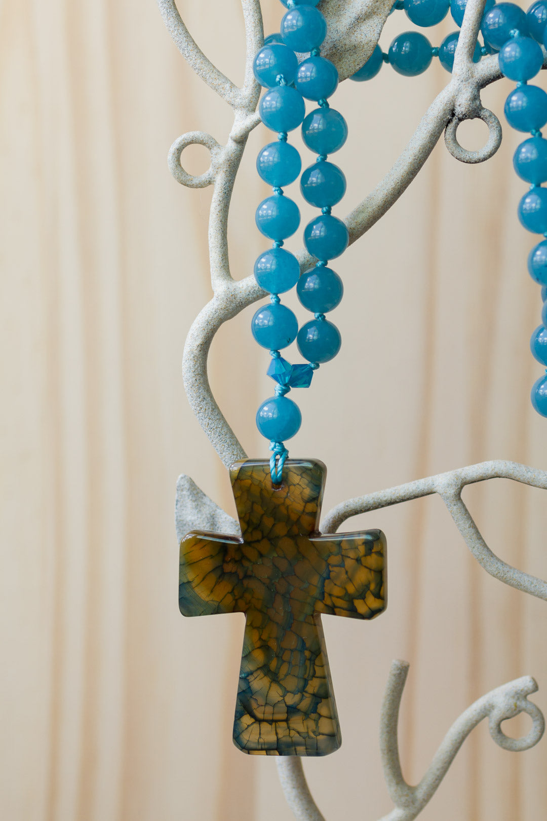 28" Long Dragon Vein Agate Cross Pendant Necklace with Angelite Beads