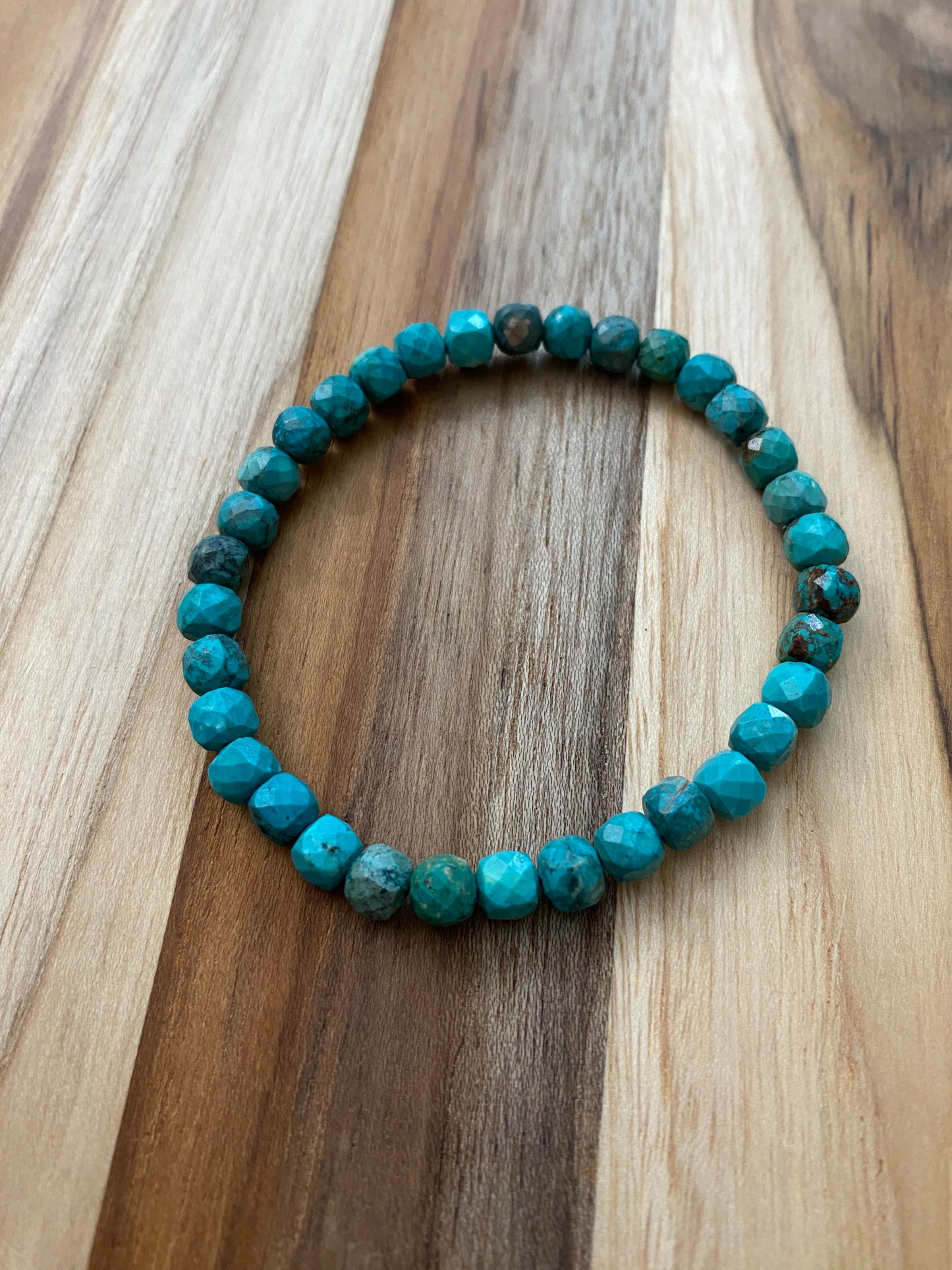 Natural Turquoise Faceted Beaded Stretch Bracelet