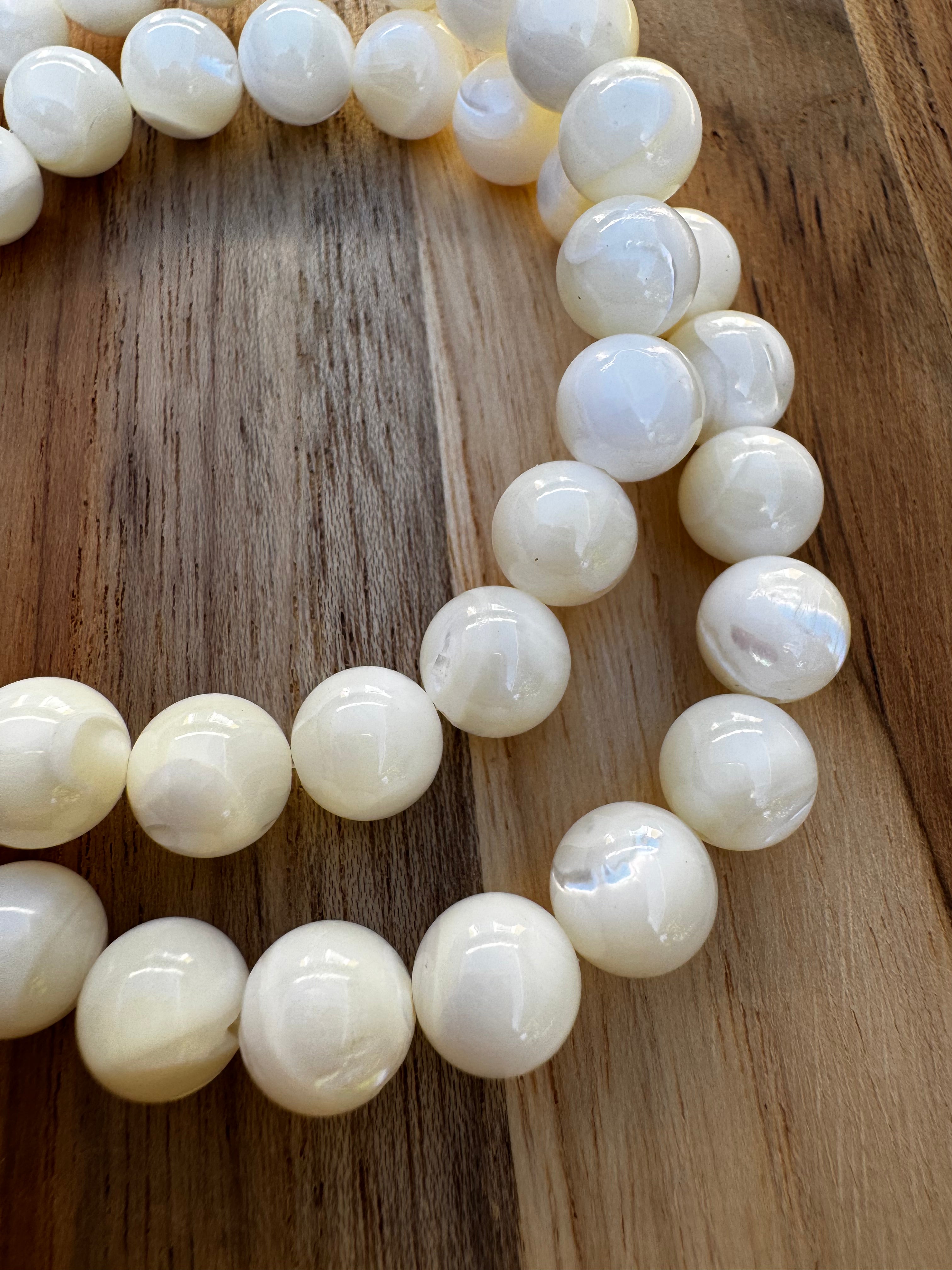 Creamy White Mother of Pearl Stretch Bracelet ~ 7” in Size