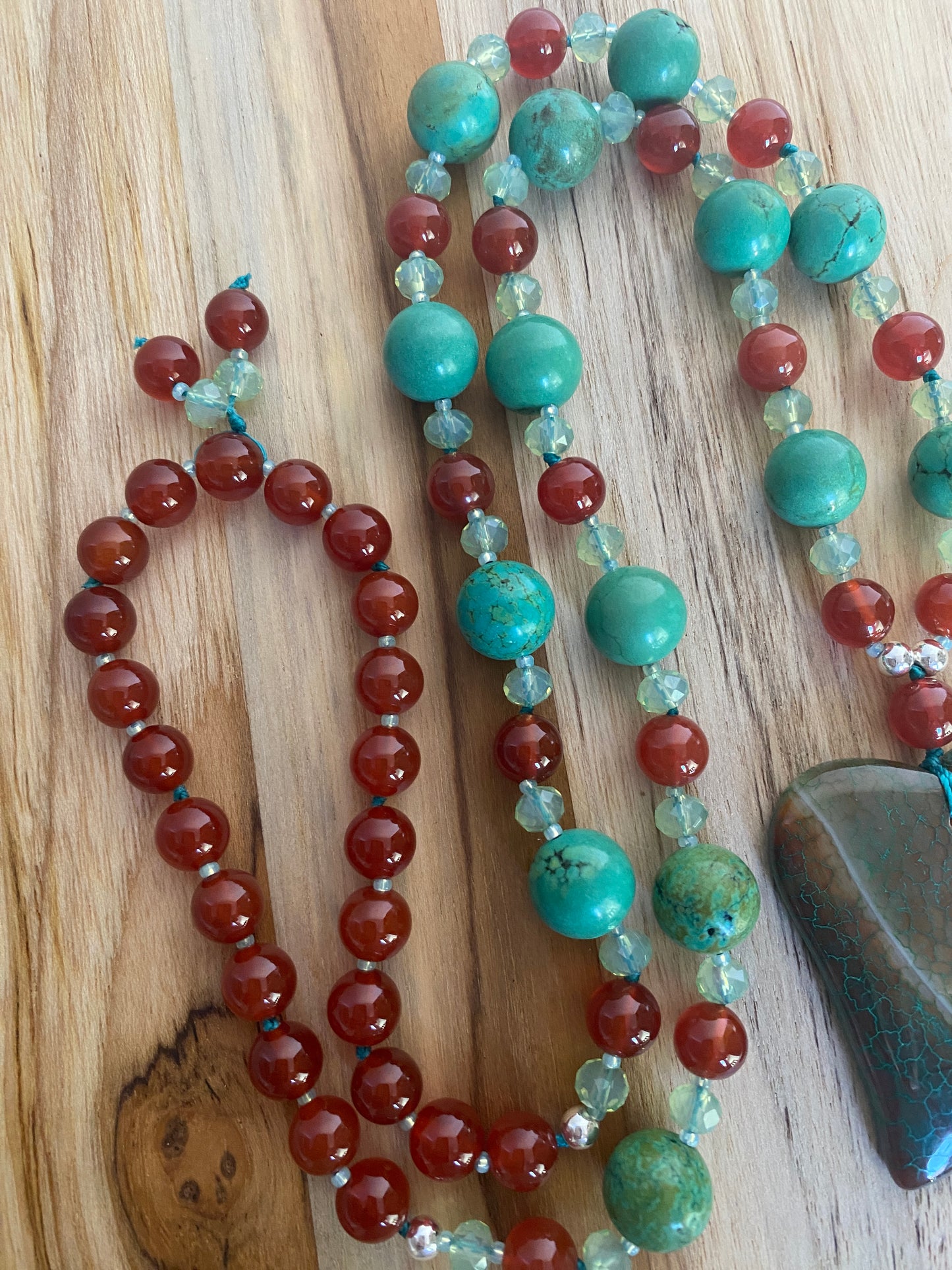 28" Long Brown-Green Dragon Vein Agate Heart Pendant Necklace with Turquoise & Carnelian Beads