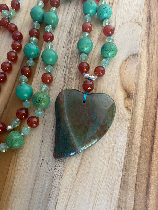 28" Long Brown-Green Dragon Vein Agate Heart Pendant Necklace with Turquoise & Carnelian Beads