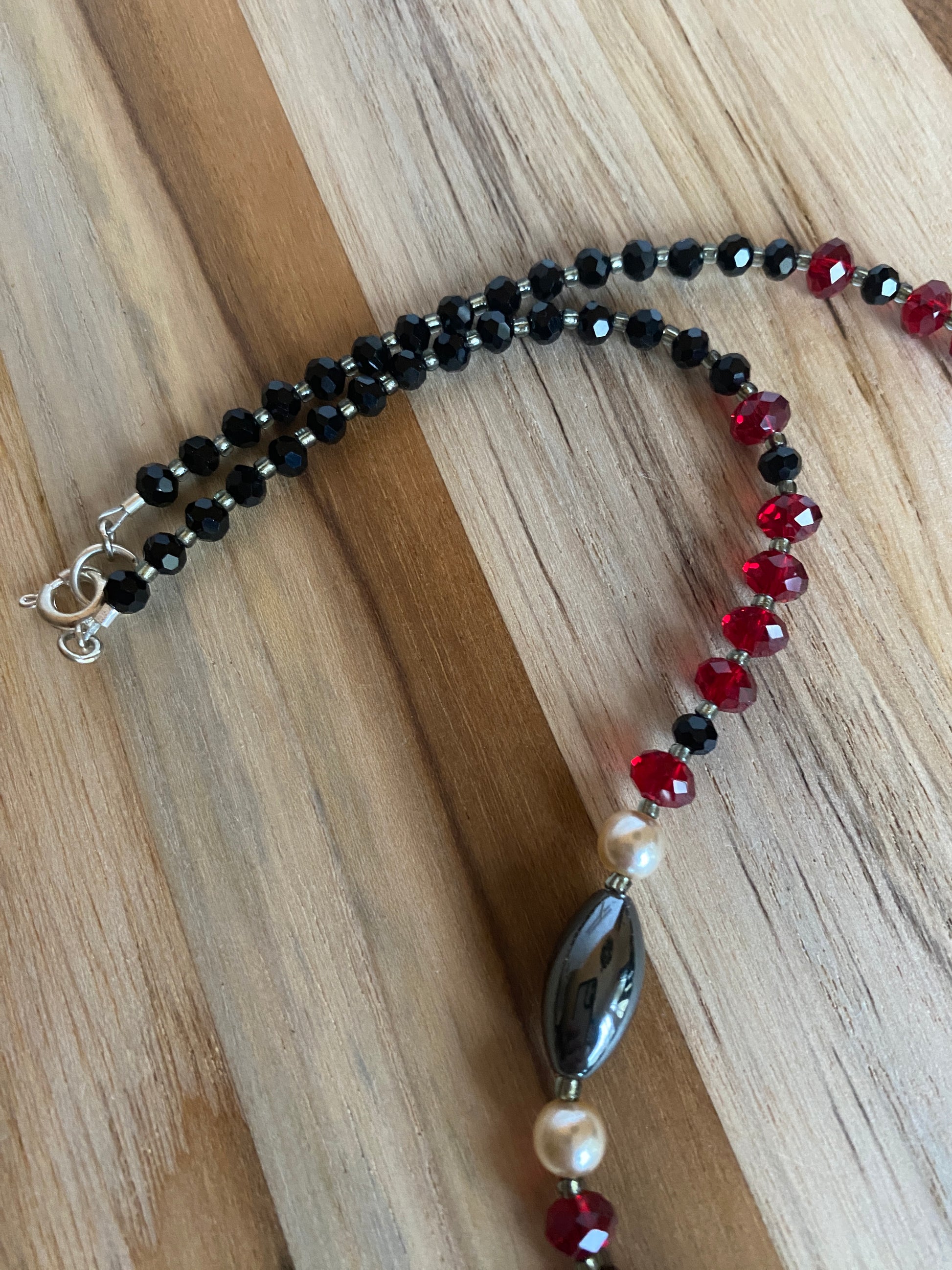 18.5" Hemalyke with Black & Red Crystal Beaded Necklace - My Urban Gems
