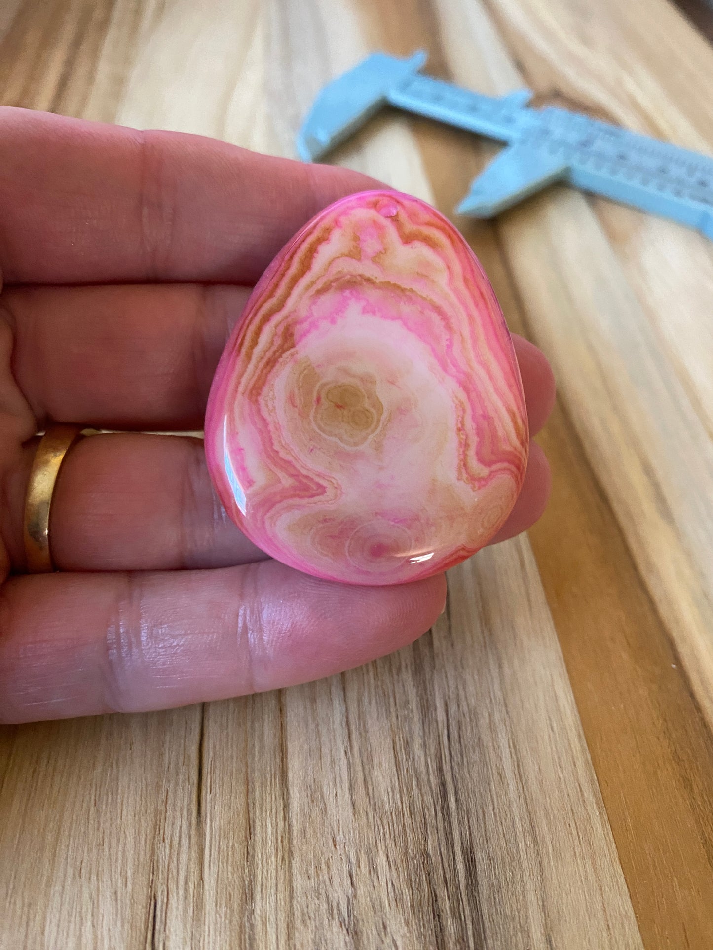 Pear Shape Agate Pendant Bead Pink