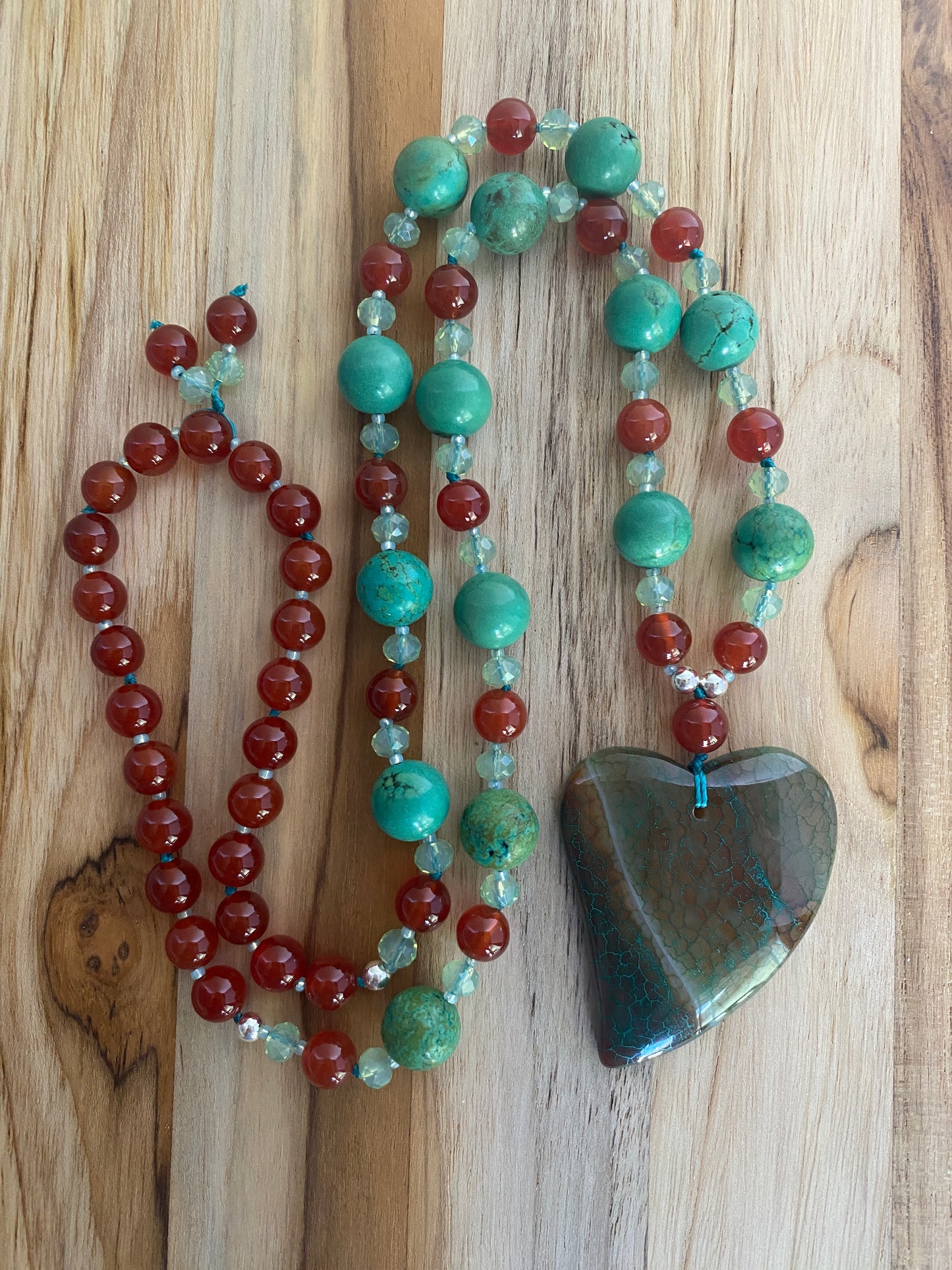 28" Long Brown-Green Dragon Vein Agate Heart Pendant Necklace with Turquoise & Carnelian Beads