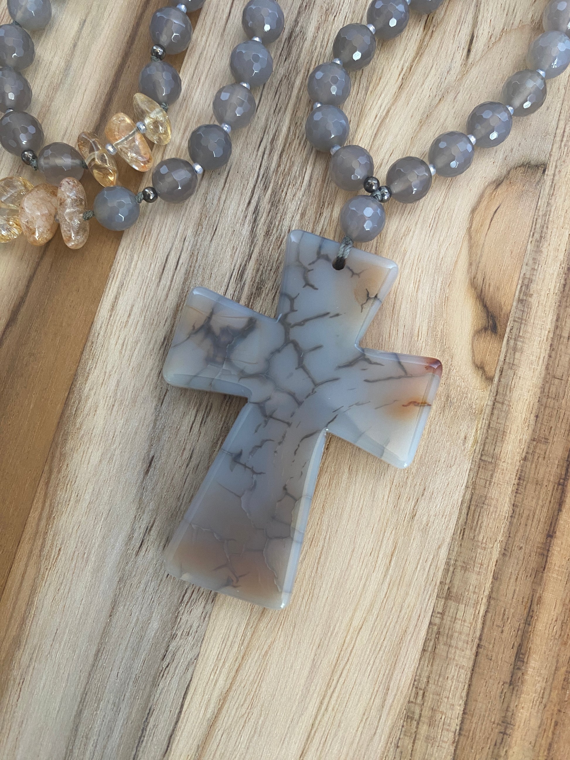 30" Long Grey Dragon Vein Agate Cross Pendant Necklace with Agate & Citrine Beads - My Urban Gems