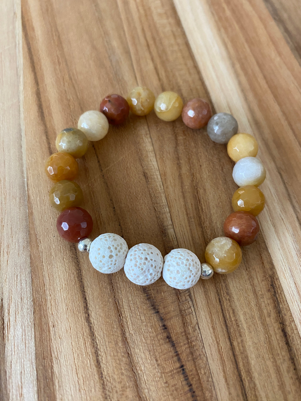 Aromatherapy Stretch Bracelet with Agate and Lava Stone - My Urban Gems