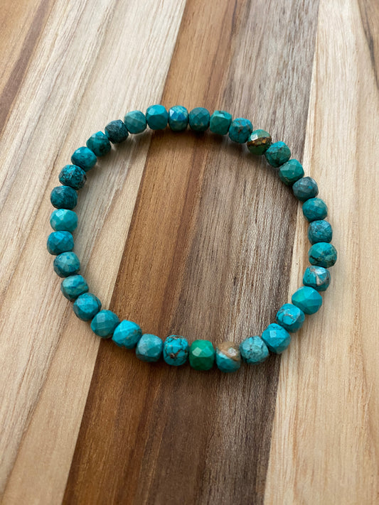 Natural Turquoise Faceted Beaded Stretch Bracelet